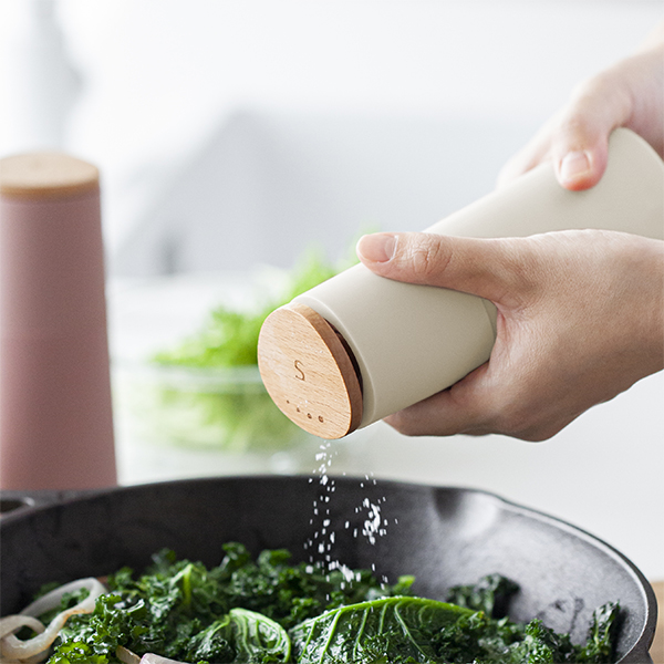 Набор мельниц для соли и перца Smart Kitchen by Flamberg c керамическами жерновами Milk white/transparant black 13,2х6,5х16 см