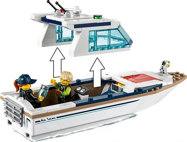 Конструктор LEGO City Яхта для дайвинга 60221