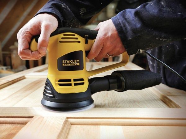 Эксцентриковая шлифмашина Stanley FatMax FME440K