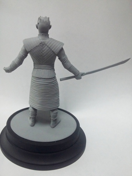 Сборная модель ICM король ночи (4823044405350) 1:16