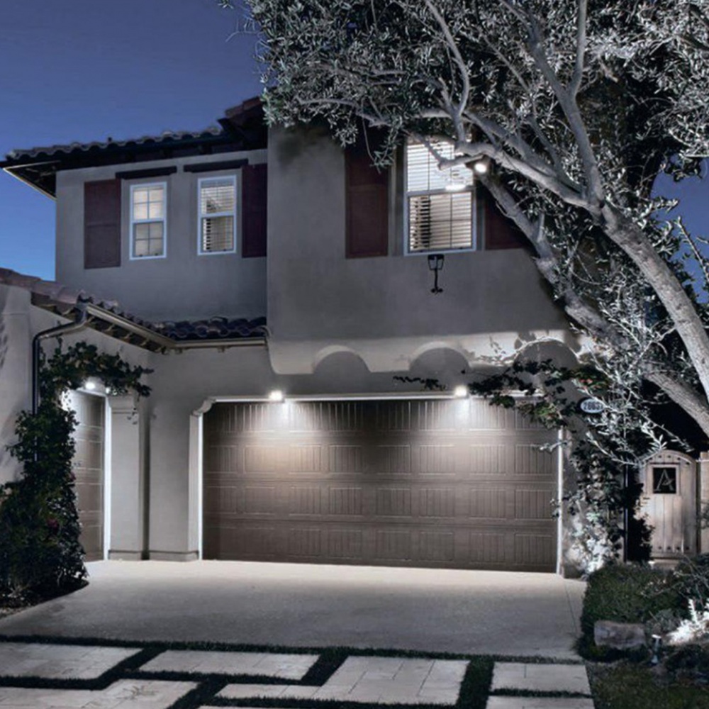 Прожектор светодиодный Eurolamp 50 Вт IP65 черный LED-FL-50/65(sensor)