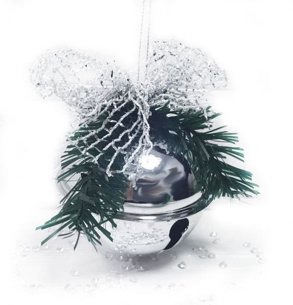 Декоративное изделие Діамантові ручки Елочное украшение Бубенчик 8 см серебряный 142029 