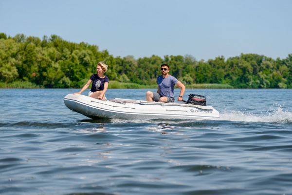 Човен надувний Kolibri KM 330 DXL. З алюмінієвим пайолом світло-сірий