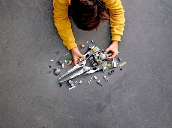 Конструктор LEGO Star Wars Перехватчик TIE Черный ас 75242