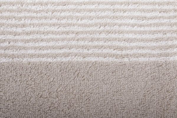 Рушник Rock 80x150 см бежевий Cawo 