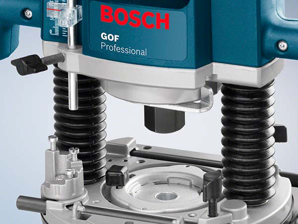 Фрезер Bosch Professional GOF 130 06016B7000