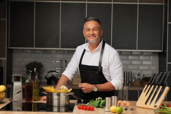 Каструля з кришкою Grand Chef 2,6 л 18 см 26-238-062 Krauff