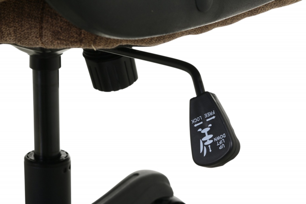 Кресло офисное Центр Меблів Станум YF-0513 коричневый