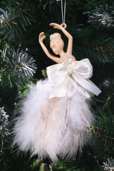 Подвеска Балерина декор Премиум 9х12х3 см белый