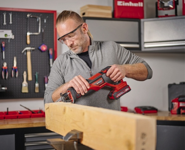 Пила сабельная Einhell TE-AP 18/26 4326290+4512097