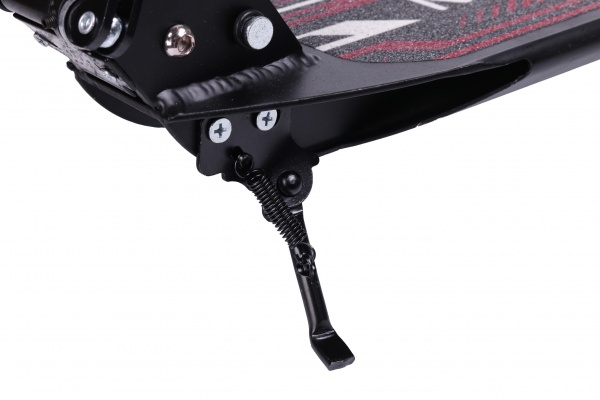 Самокат MaxxPro чорний SC-00-BB 