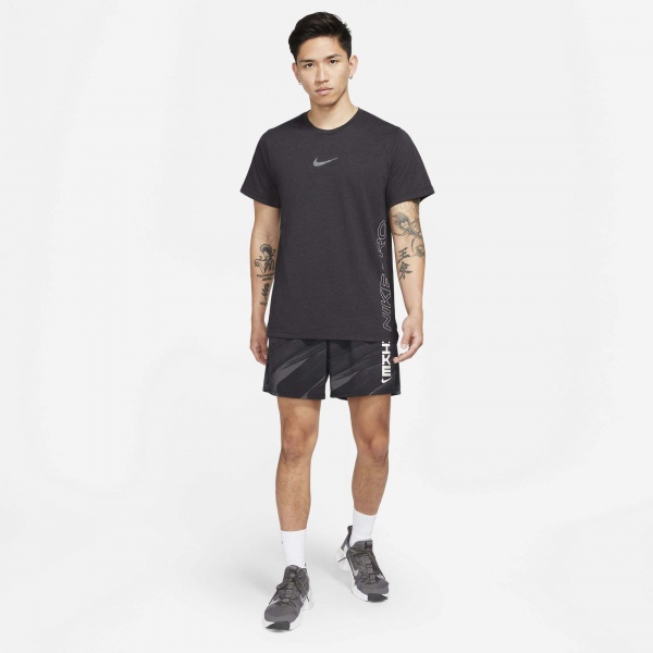 Футболка Nike M NP DF NPC BURNOUT SS TOP 2.0 DD1828-010 р.S чорний