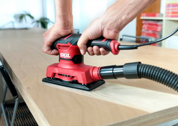 Вібраційна шліфмашина SKIL SR1E7362AA