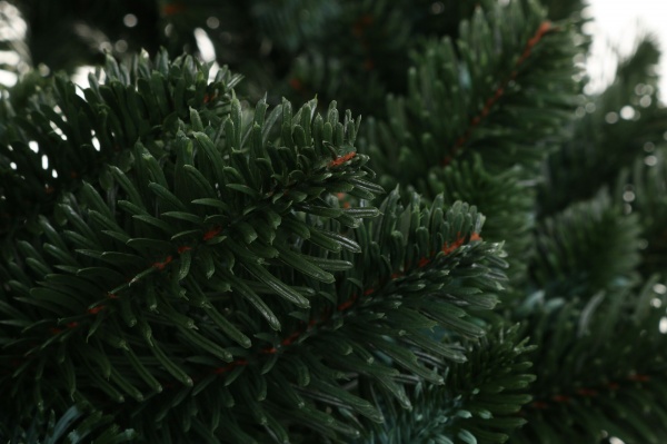 Венок новогодний литой Изумрудный d540 мм ВЛСз 