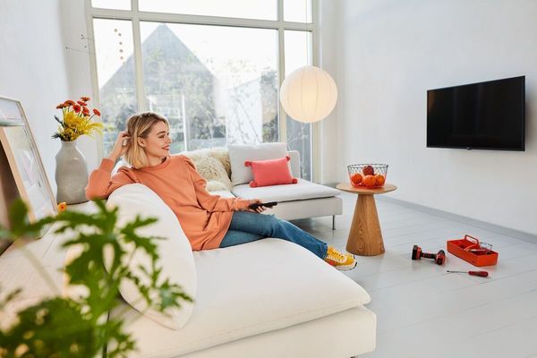 Кронштейн настінний Vogels TVM 1413 похилі 32