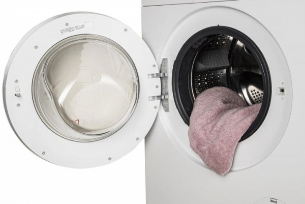 Стиральная машина с сушкой Bosch WNA14400ME