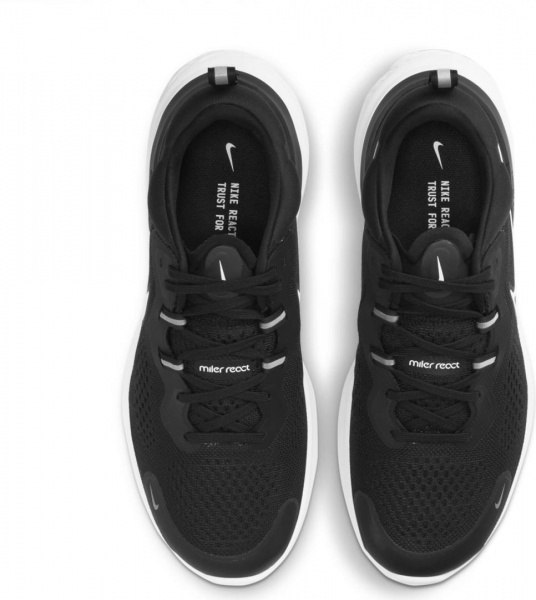 Кросівки Nike NIKE REACT MILER 2 CW7121-001 р.44 чорно-білий