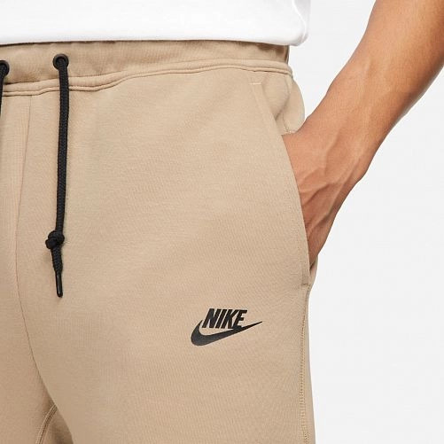 Брюки Nike M NK TCH FLC JGGR FB8002-247 р. XL бежевый