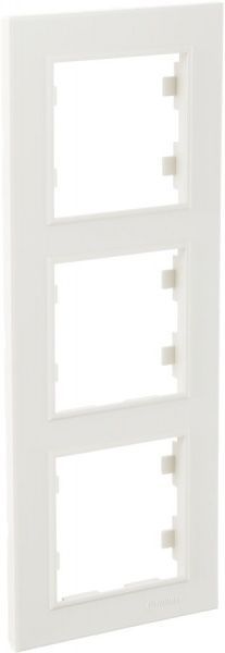 Рамка тримісна Makel Karea вертикальна слонова кістка