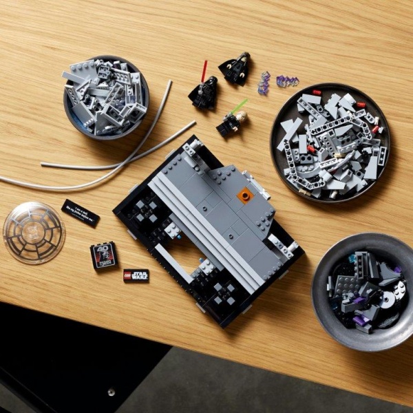 Конструктор LEGO Star Wars Диорама «Тронный зал императора» 75352