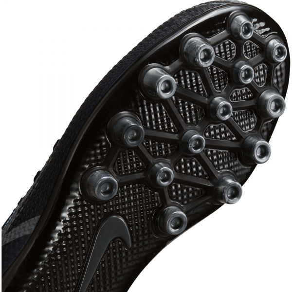 Бутси Nike Jr. Phantom GT2 Academy AG DC0811-004 р.US 3Y чорний