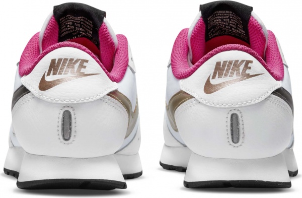 Кросівки Nike MD Valiant CN8558-105 р.US 3,5Y білий