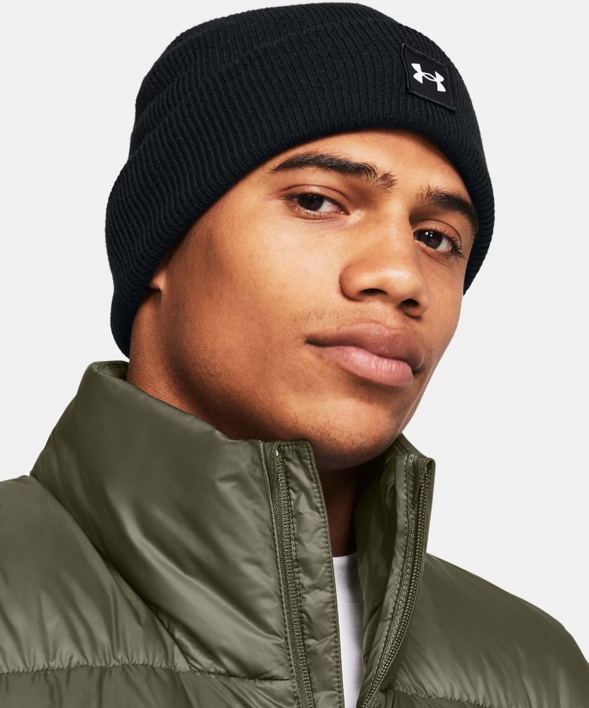 Шапка Under Armour UA HALFTIME SHALLOW CUFF 1379990-001 р.one size черный