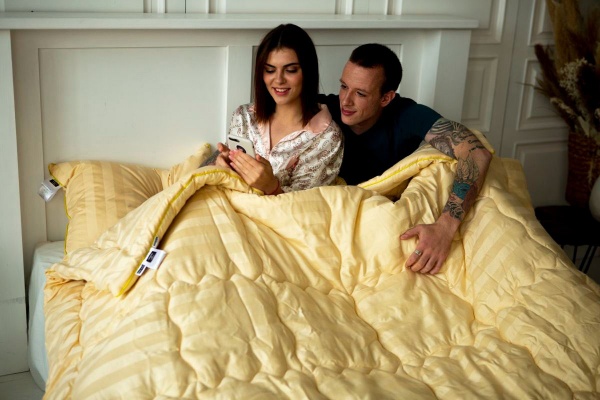 Одеяло бамбуковое Carmela Hand Made 0437 зима 2200000451644 140x205 см MirSon желтый