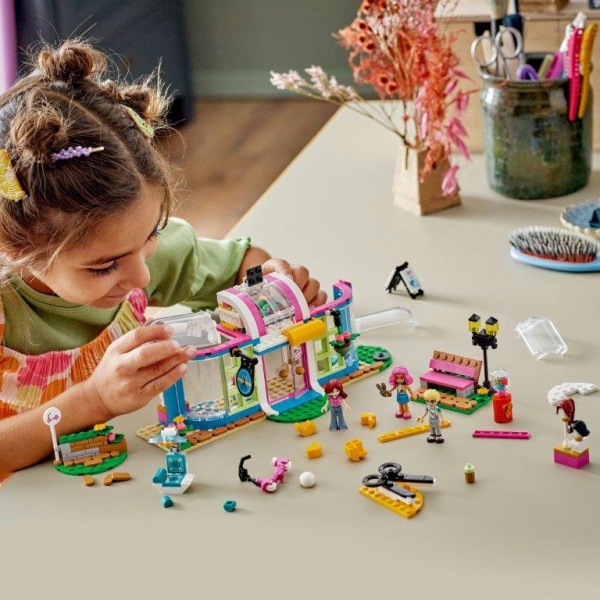 Конструктор LEGO Friends Перукарня 41743