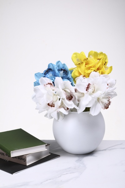 Ваза стеклянная Soft шар 16 см белая 