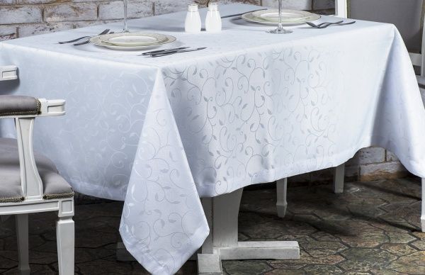 Скатерть Dafne водоотталкивающая 150x220 см белый ITA Dream 