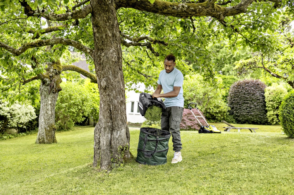 Газонокосилка аккумуляторная Karcher LMO 4-18 (1.445-421.0)