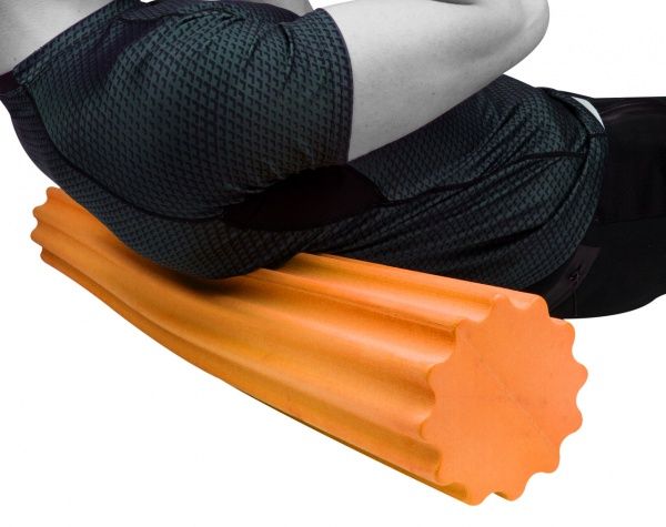 Массажный ролик PowerPlay PP_4020_Orange для йоги и пилатес 60x15 см оранжевый