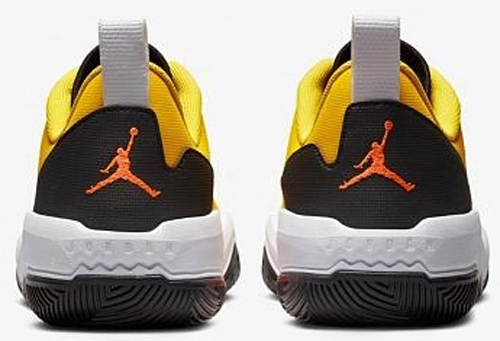 Кроссовки Nike JORDAN ONE TAKE 4 DO7193-700 р.42,5 желтый