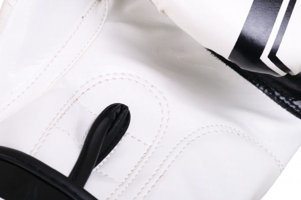 Боксерские перчатки MaxxPro AVG-451 р. 12 белый