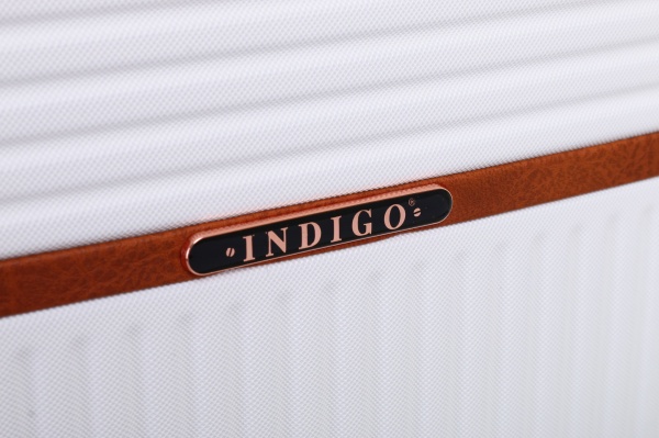 Чемодан 96 л белый LS22200 69х48х29 ABS 