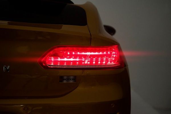 Електромобіль DT дитячий жовтий DK-F888