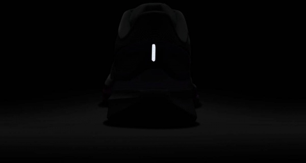 Кроссовки Nike NIKE AIR ZOOM STRUCTURE 25 DJ7884-100 р.40,5 белый