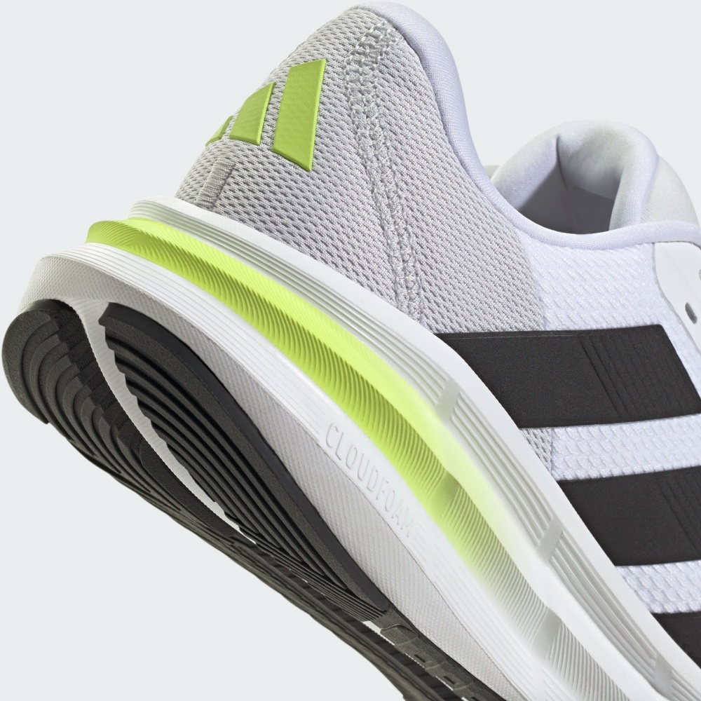 Кроссовки мужские Adidas GALAXY 7 M JP6600 р.44 2/3 белые