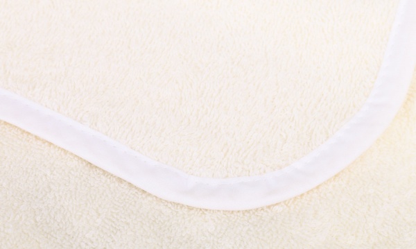 Полотенце махровое Україна Ангел с голубем 95х95 см молочный с золотым