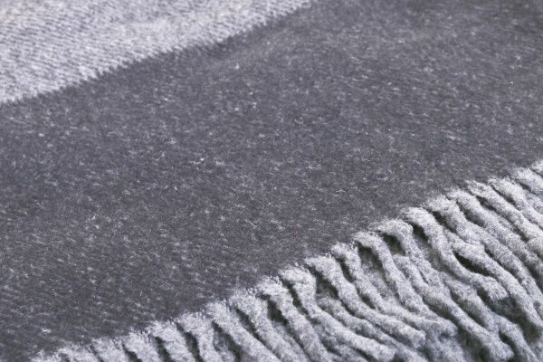 Плед Croisette grey 130x170 см сірий Guy Laroche 