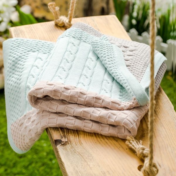 Плед IDEIA в'язаний Малятко печворк + шапочка 70х90 см бежево-зелений 8000029910 