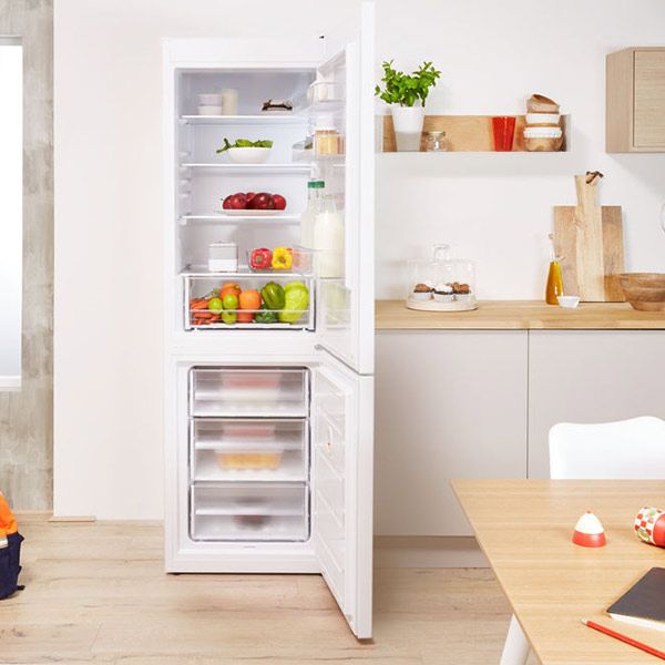 Холодильник Indesit LI6 S1 W