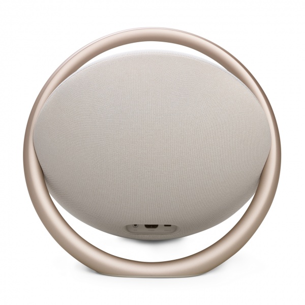 Портативная колонка Harman Kardon Onyx Studio 8 2.1 champagne 
