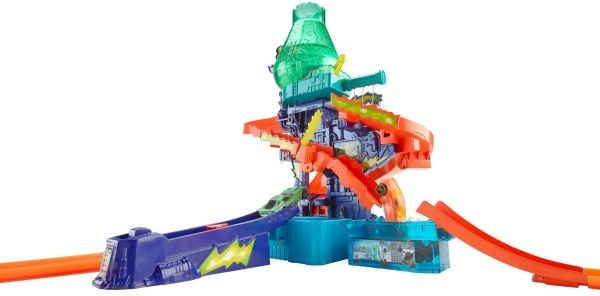 Трек Hot Wheels Научная лаборатория Взрыв цветов 1:64 CCP76