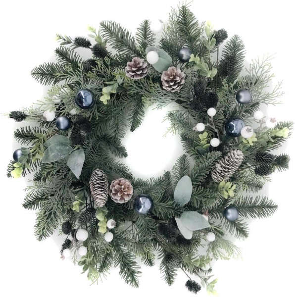 Вінок хвойний мікс з кульками та шишками d550 мм A3-51160 