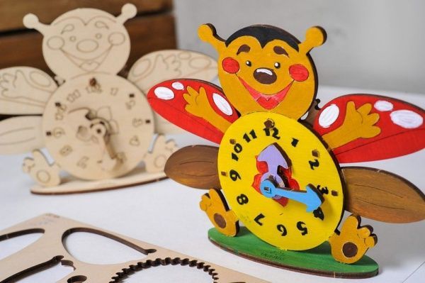 Раскраска UGEARS Часы