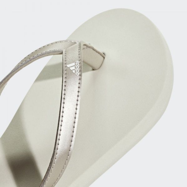 Шльопанці Adidas EEZAY FLIP FLOP F35034 р. 4 білий
