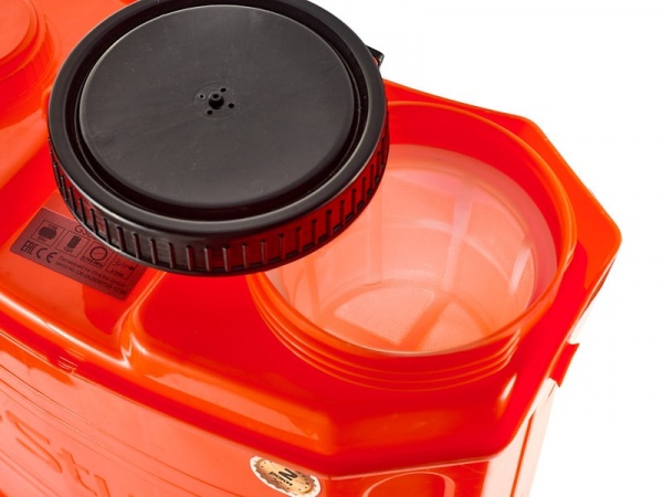 Опрыскиватель аккумуляторный Sturm GS8216B 16 л 