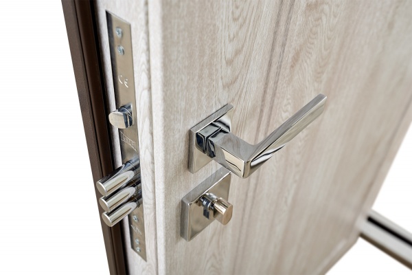 Двері вхідні Abwehr КС (518+517) 096R (8019+ДБП) коричневий / дуб полярний 2060x960 мм праві